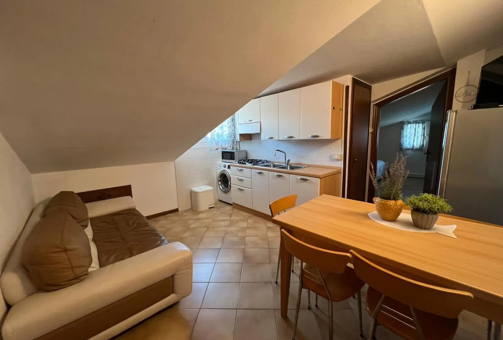 Mansarda 7 Trilocale, Bafile241 - 2\' Piano No Ascensore - Adria Holiday Jesolo - Family Apartment contacts