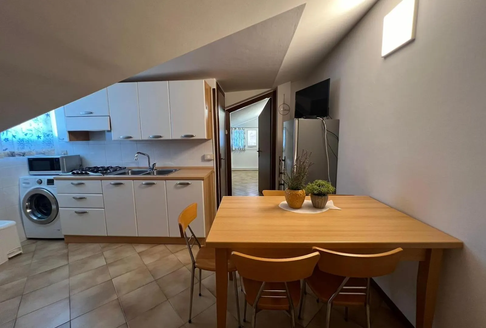 Mansarda 7 Trilocale, Bafile241 - 2' Piano No Ascensore - Adria Holiday Jesolo - Family Apartment Italy